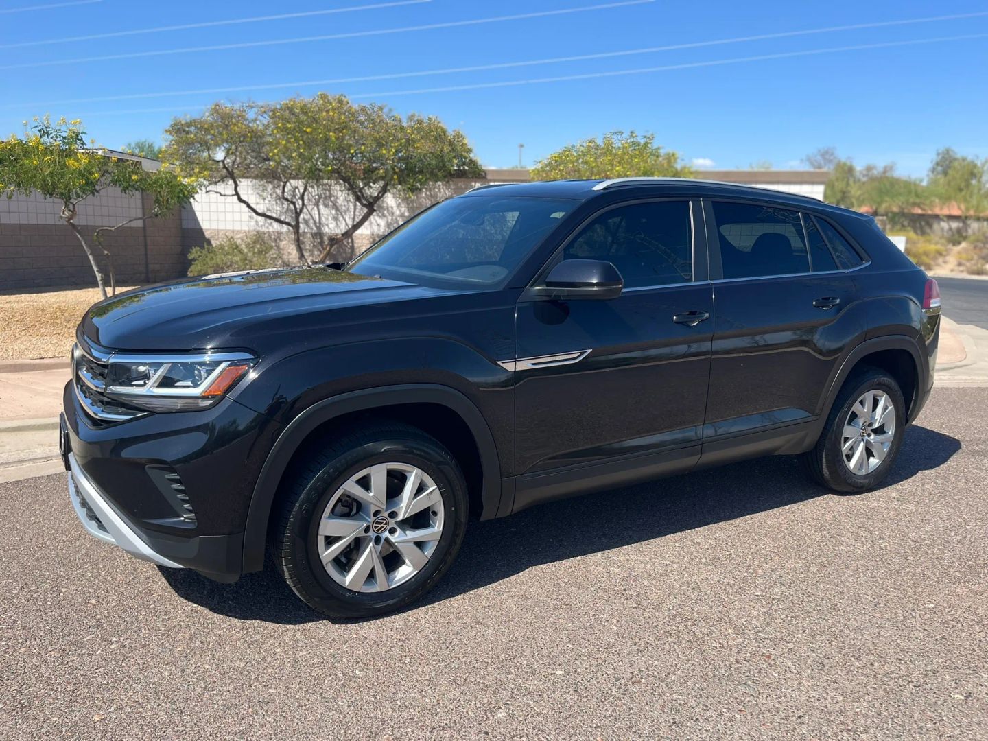volkswagen atlas cross sport 2020 1V2AC2CA1LC200432 image volkswagen atlas cross sport 2020 1V2AC2CA1LC200432 image